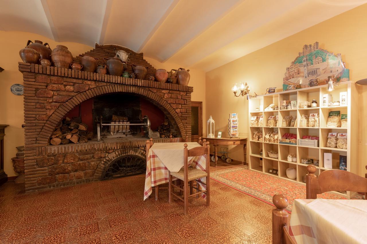 Hotel Villa Elda Assisi Bagian luar foto
